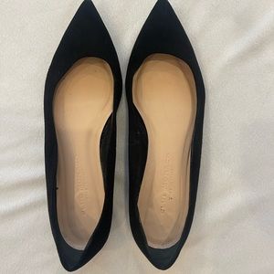 Club Monaco Ballet Flats in Size 37
